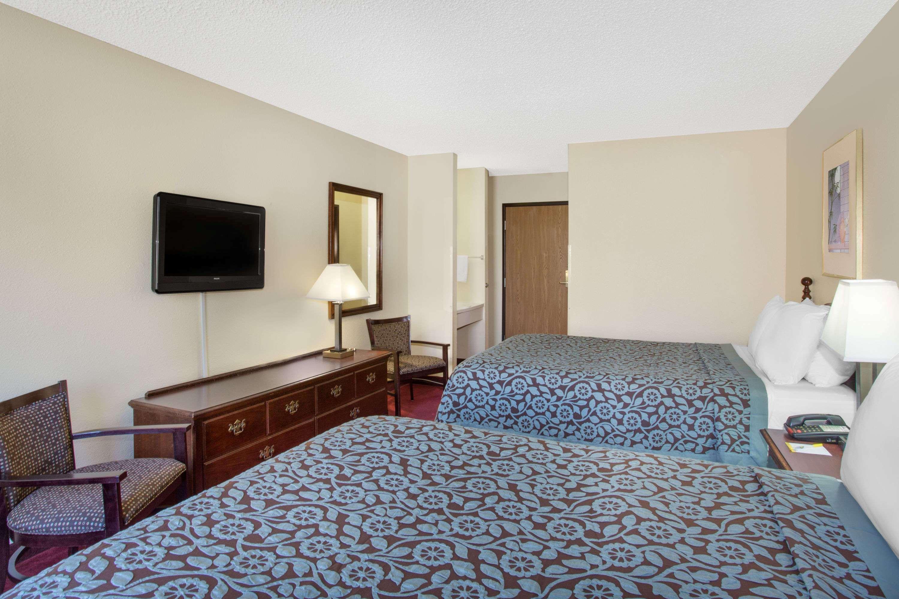 Days Inn By Wyndham Jackson Dış mekan fotoğraf